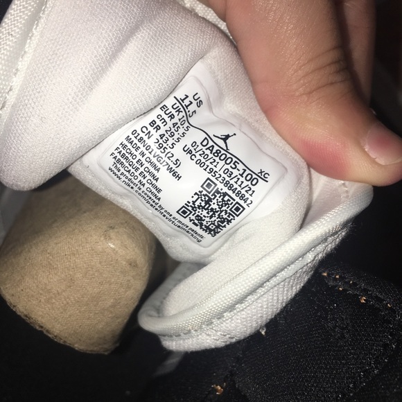 Nike Jordan 1 Mid SE Brushstroke NWB - Picture 5 of 14